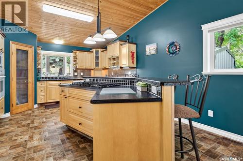 417 Daniel Drive, Buffalo Pound Lake, SK - Indoor Photo Showing Kitchen
