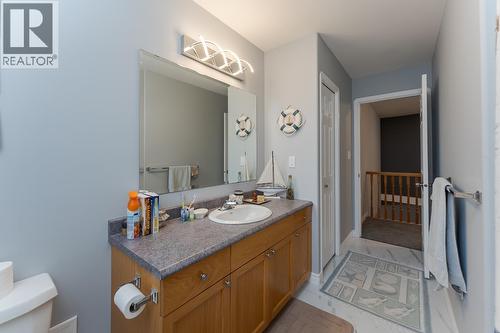 3022 Christopher Crescent, Prince George, BC - Indoor Photo Showing Bathroom