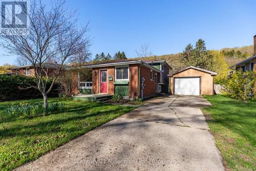 240 5TH A AVENUE W  Owen Sound, ON N4K 6G4