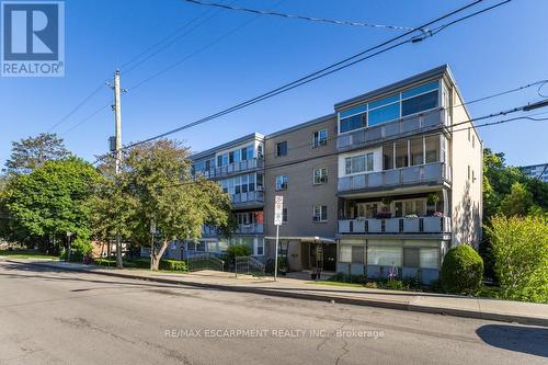404 - 107 ST. JOSEPH'S DRIVE  Hamilton, ON L8N 2G1