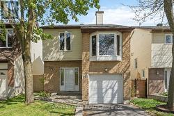 981 BARWELL AVENUE  Ottawa, ON K2B 8H4