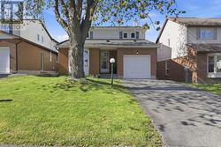19 BERNIER TERRACE  Ottawa, ON K2L 2V1