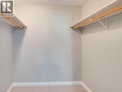 Walk in closet - 