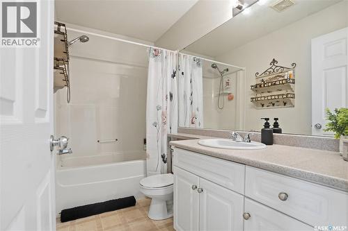 49 203 Herold Terrace, Saskatoon, SK - Indoor Photo Showing Bathroom