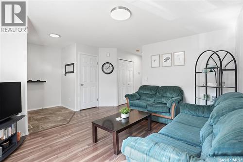 49 203 Herold Terrace, Saskatoon, SK - Indoor Photo Showing Living Room