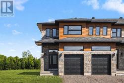 531 REGINA STREET Russell, ON K0A 1W0