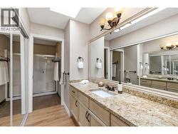 Gorgeous Main Bathroom w/Skylight and Granite Countertops - 