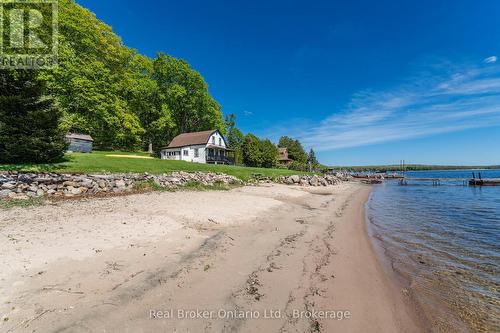 437 CHAMPLAIN ROAD  Penetanguishene, ON L9M 1S5
