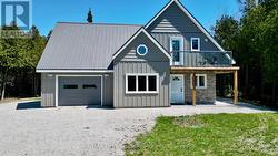 751 PIKE BAY ROAD Northern Bruce Peninsula, ON N0H 1W0