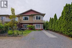 755 Birch Avenue Kelowna, BC V1Y 5H3