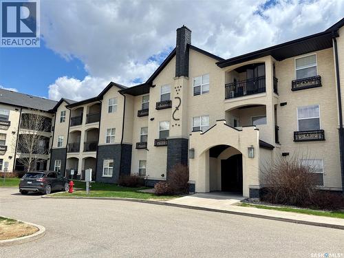 117 211 LEDINGHAM STREET  Saskatoon, SK S7V 0C5