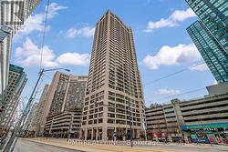 3315 - 55 HARBOUR SQUARE Toronto, ON M5J 2L1