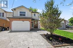 51 CAMROSE COURT  Kitchener, ON N2M 5J4
