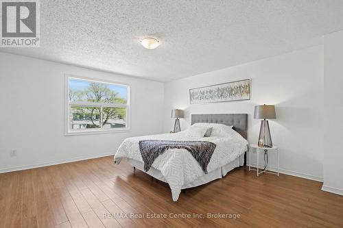 51 Camrose Court, Kitchener, ON - Indoor Photo Showing Bedroom
