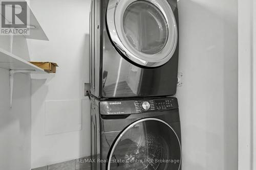 51 Camrose Court, Kitchener, ON - Indoor Photo Showing Laundry Room