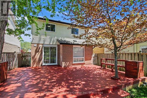 51 Camrose Court, Kitchener, ON - Outdoor