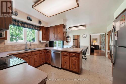 1607 Charles Street, Cornwall, ON - Indoor Photo Showing Kitchen With Double Sink