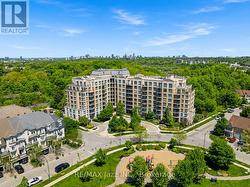 307 - 16 DALLIMORE CIRCLE Toronto (Banbury-Don Mills), ON M3C 4C4
