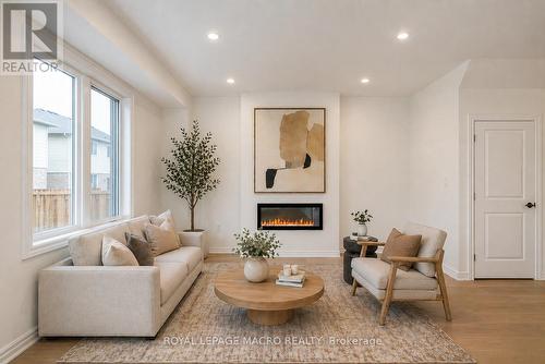 15 Linden Park Lane, Hamilton, ON 