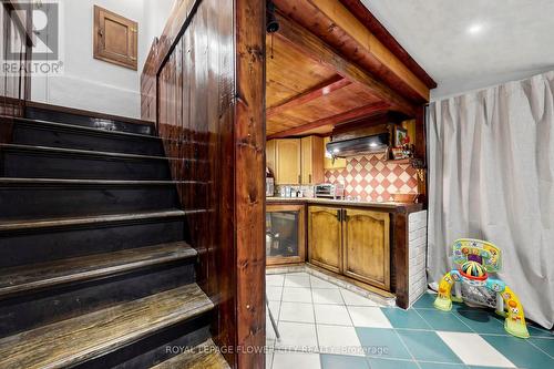 287 Courtland Avenue E, Kitchener, ON - Indoor Photo Showing Other Room