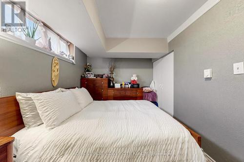 287 Courtland Avenue E, Kitchener, ON - Indoor Photo Showing Bedroom