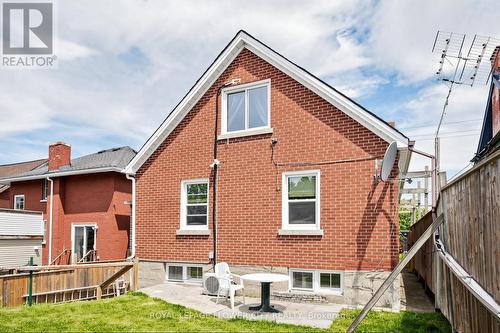 287 Courtland Avenue E, Kitchener, ON - Outdoor With Exterior