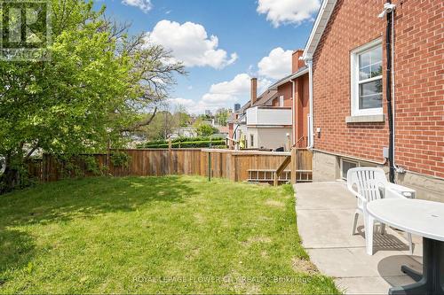 287 Courtland Avenue E, Kitchener, ON - Outdoor