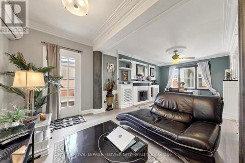 287 Courtland Avenue E, Kitchener, ON - Indoor