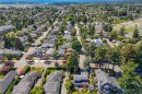 10210 Third St, Sidney, BC 