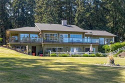 956 Cherry Point Rd Cowichan Bay, BC V0R 1N2