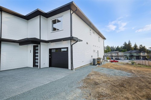 20 Leam Rd, Nanaimo, BC - Outdoor With Exterior