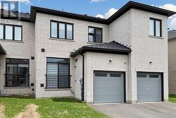 2686 DELPHINIUM TRAIL Pickering, ON L1X 0M1