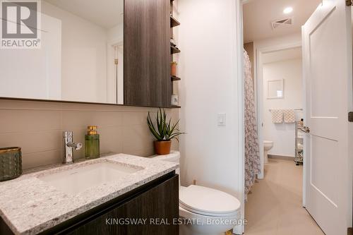 910 - 21 Park Street, Mississauga, ON - Indoor Photo Showing Bathroom