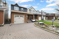 54 FIRESIDE CRESCENT  Ottawa, ON K1T 1Z4