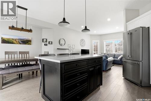 3283 Thames Crescent E, Regina, SK - Indoor