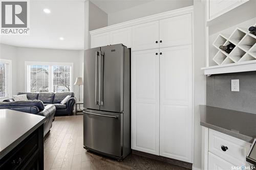 3283 Thames Crescent E, Regina, SK - Indoor