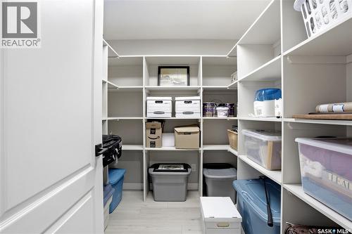 3283 Thames Crescent E, Regina, SK - Indoor With Storage