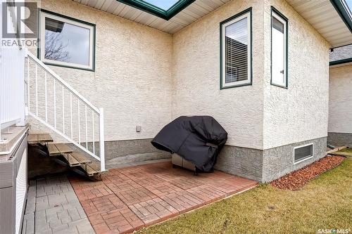 3283 Thames Crescent E, Regina, SK - Outdoor With Exterior