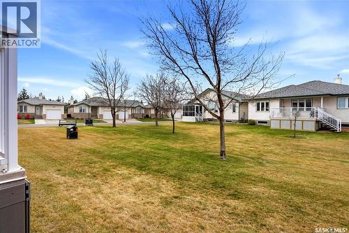 3283 Thames Crescent E, Regina, SK - Outdoor With Deck Patio Veranda