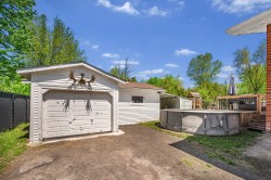 Garage - 