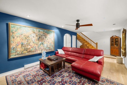 Salle familiale - 1515 Av. Lajoie, Montréal (Outremont), QC - Indoor Photo Showing Living Room