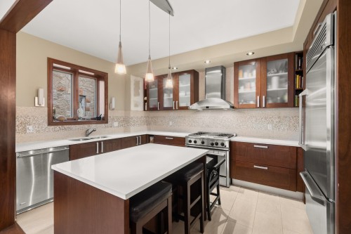 Cuisine - 1515 Av. Lajoie, Montréal (Outremont), QC - Indoor Photo Showing Kitchen With Upgraded Kitchen