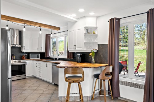 Cuisine - 7 Rue St-André, Mont-Blanc, QC - Indoor Photo Showing Kitchen