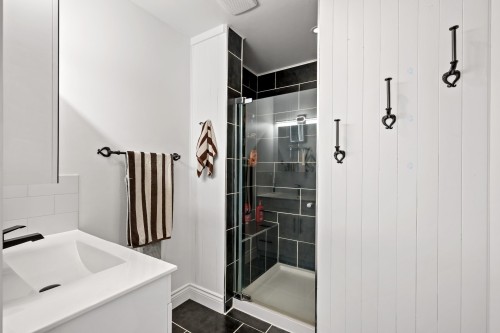 Salle de bains - 7 Rue St-André, Mont-Blanc, QC - Indoor