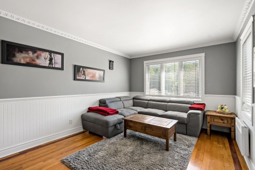 Salon - 7 Rue St-André, Mont-Blanc, QC - Indoor Photo Showing Living Room