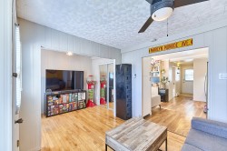 Salon - 