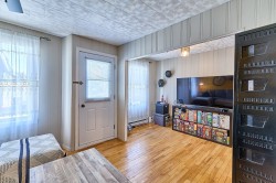 Salon - 