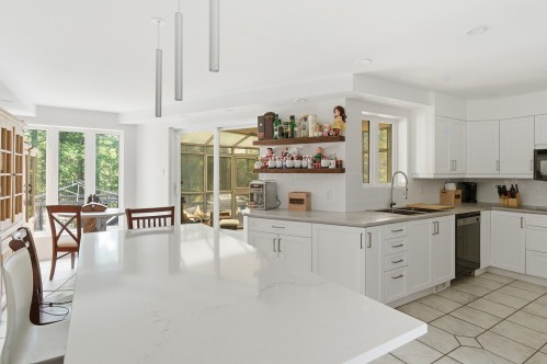 Cuisine - 276 Rue Des Eaux-Vives, Saint-Jérôme, QC - Indoor Photo Showing Kitchen With Double Sink
