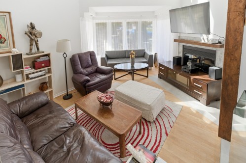 Salon - 276 Rue Des Eaux-Vives, Saint-Jérôme, QC - Indoor Photo Showing Living Room With Fireplace