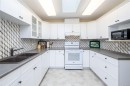 #403-275 First St, Duncan, BC  - Indoor Photo Showing Kitchen With Double Sink 